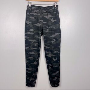 Athleta Girl camo Powervita Printed jogger pants, XL/14.